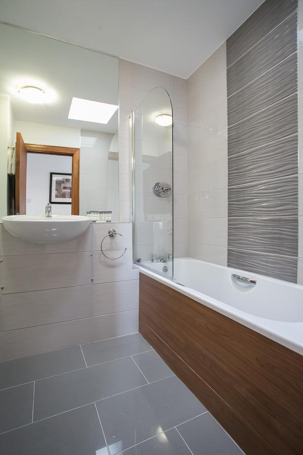 O'Connell Bridge Apartments Дублин Экстерьер фото